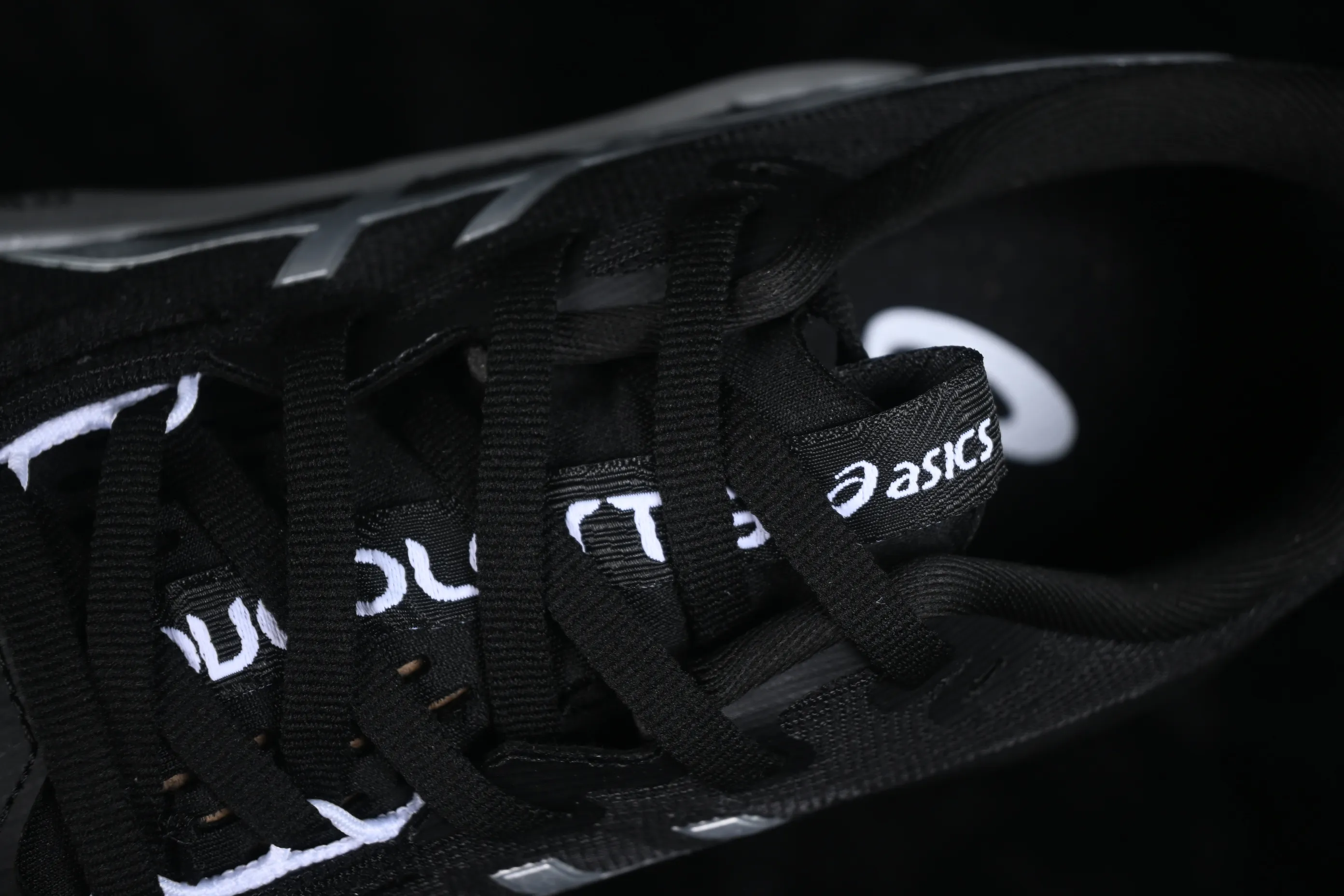 All categories Asics Asics series Asics Novablast 5 Asics Novablast 5 Asics retro breathable casual shoes cushioning men's wear-resistant running shoes 1012B980-001